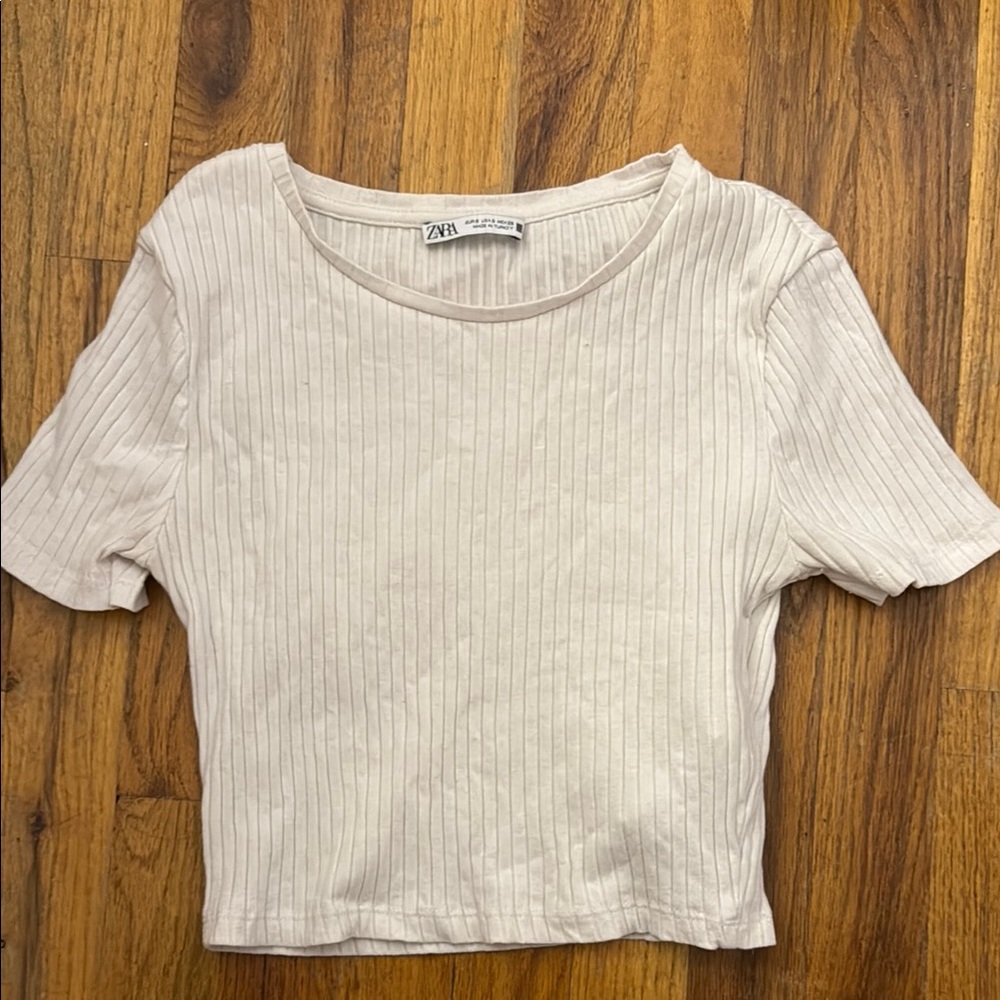 Zara Cream Ribbed Crop T-Shirt